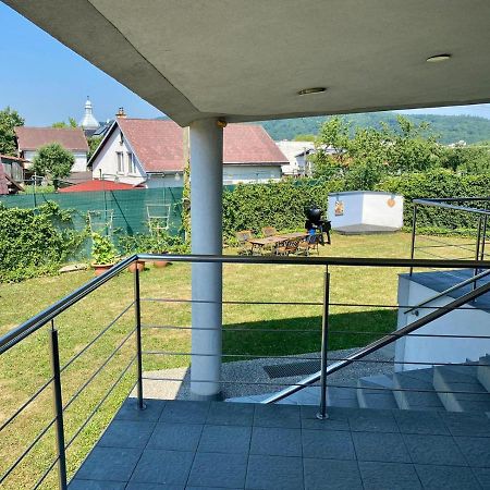 Apartman Triga Snina Ngoại thất bức ảnh