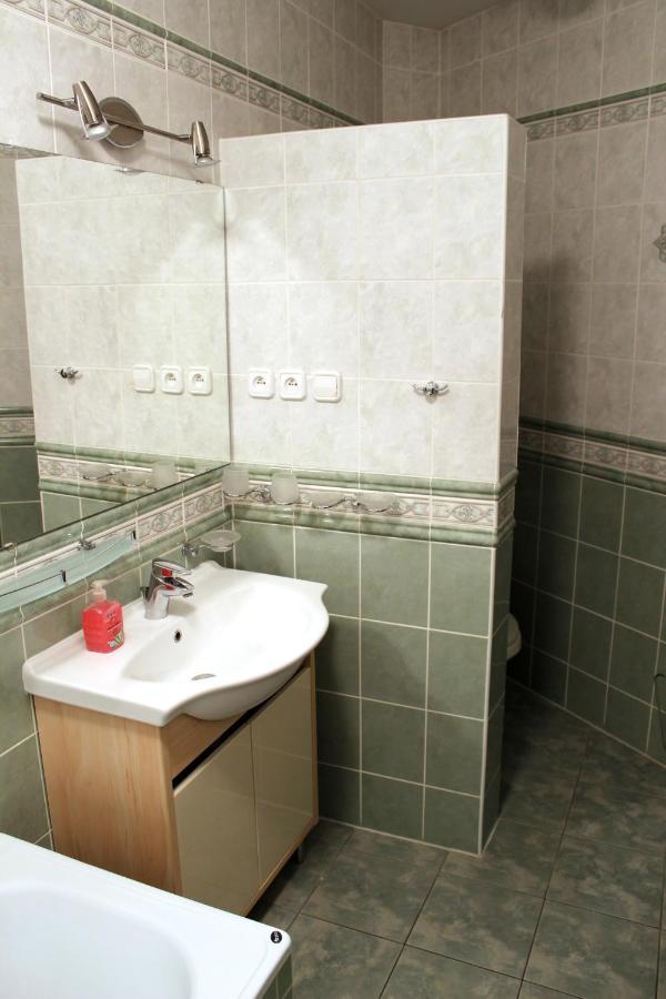 Apartman Triga Snina Ngoại thất bức ảnh