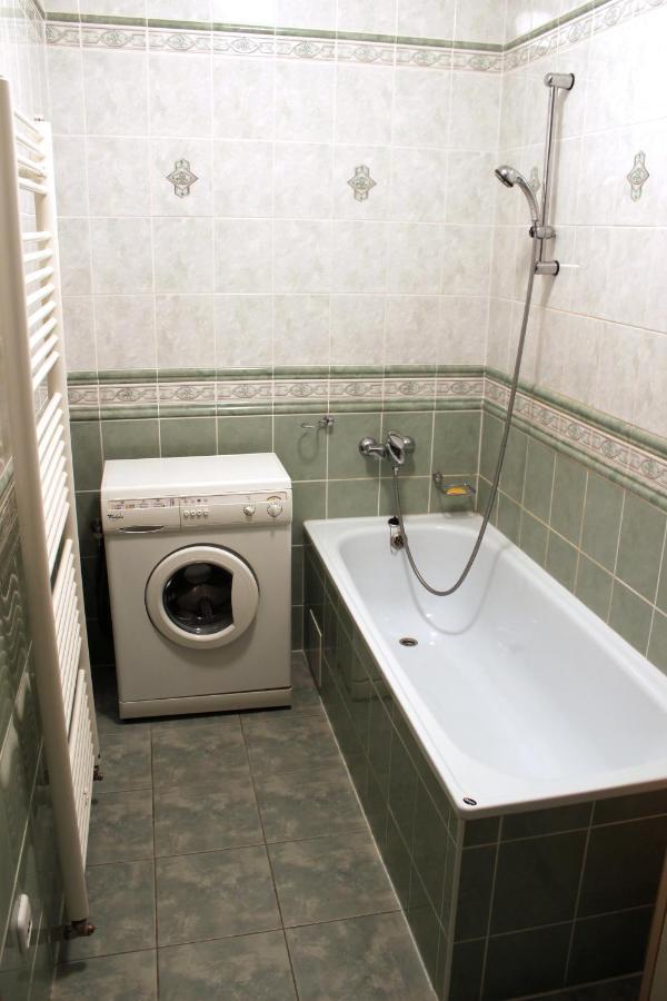 Apartman Triga Snina Ngoại thất bức ảnh